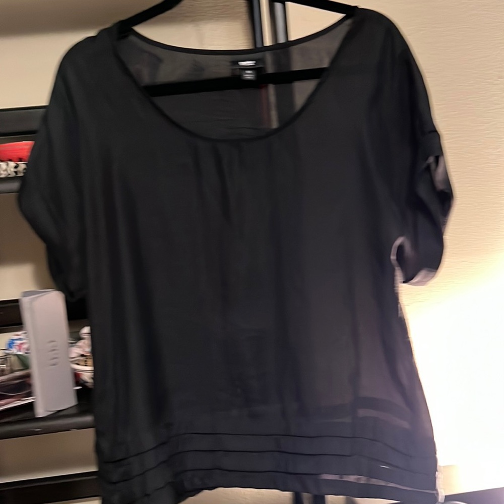 Massimo black cuffed short sleeves blouse